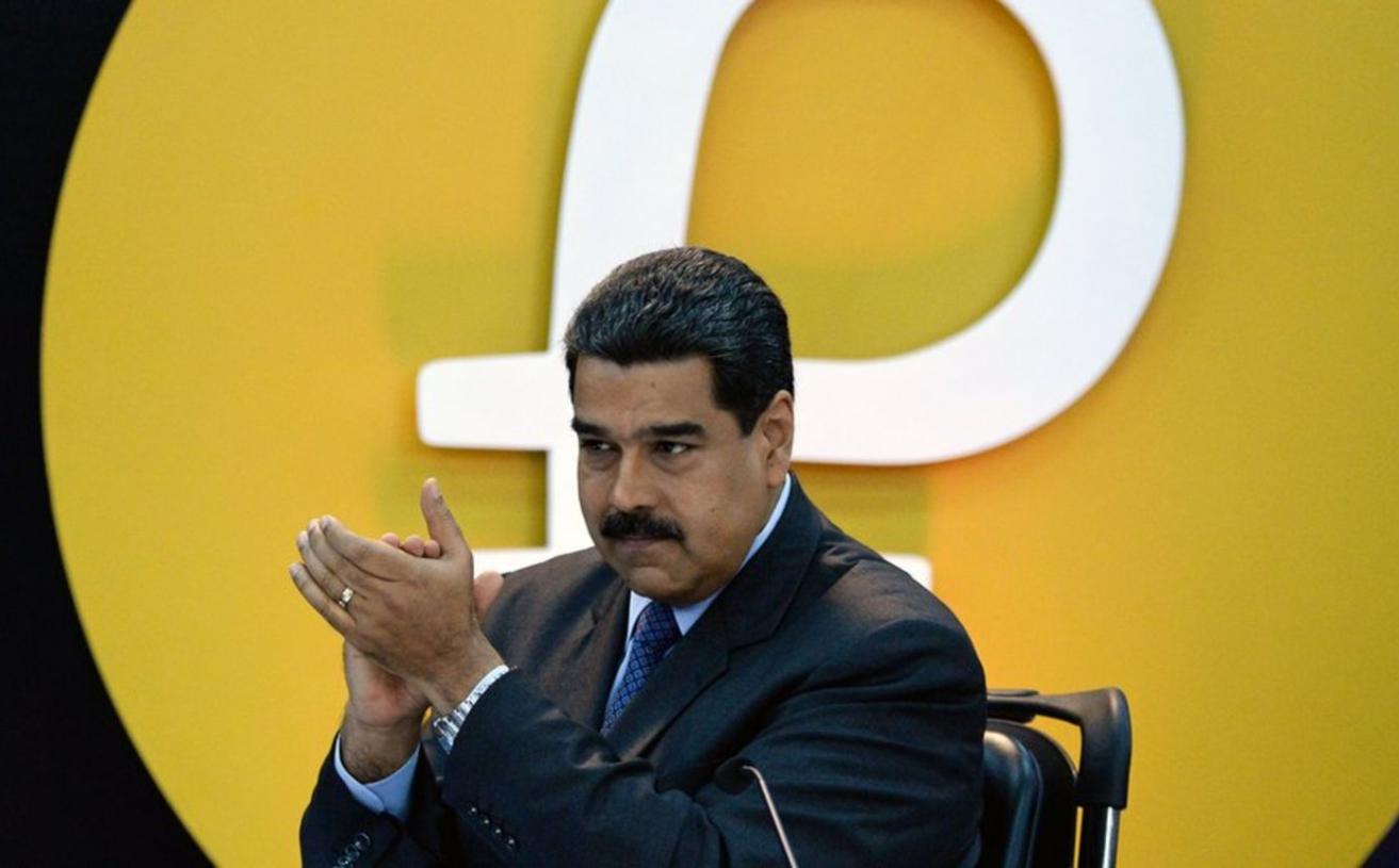 Trump Bans US Citizens from Buying the Venezuelan Cryptocurrency Petro