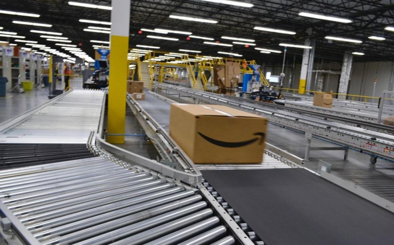 Amazon Achieves Its First $200 Billion Year in Annual Sales