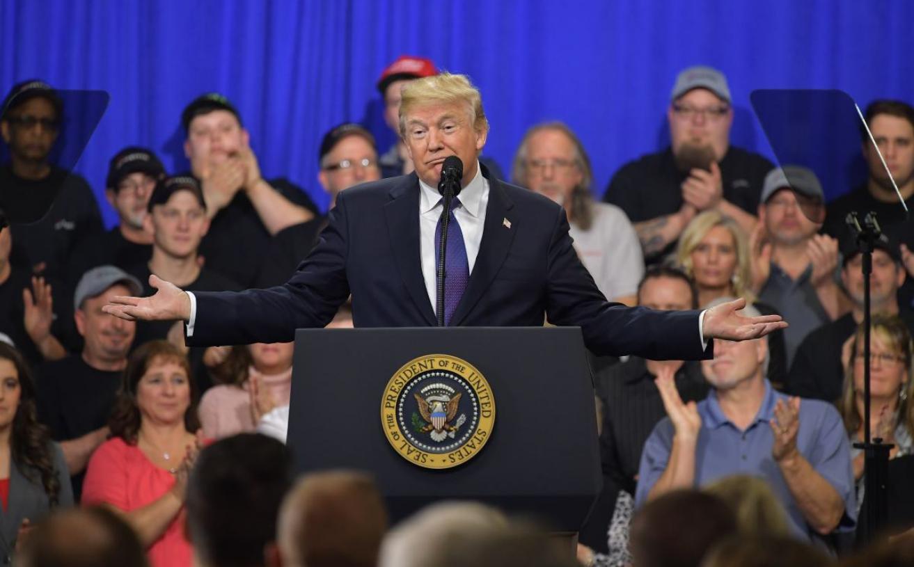 Trump Touts Tax Cut as Market Tanks