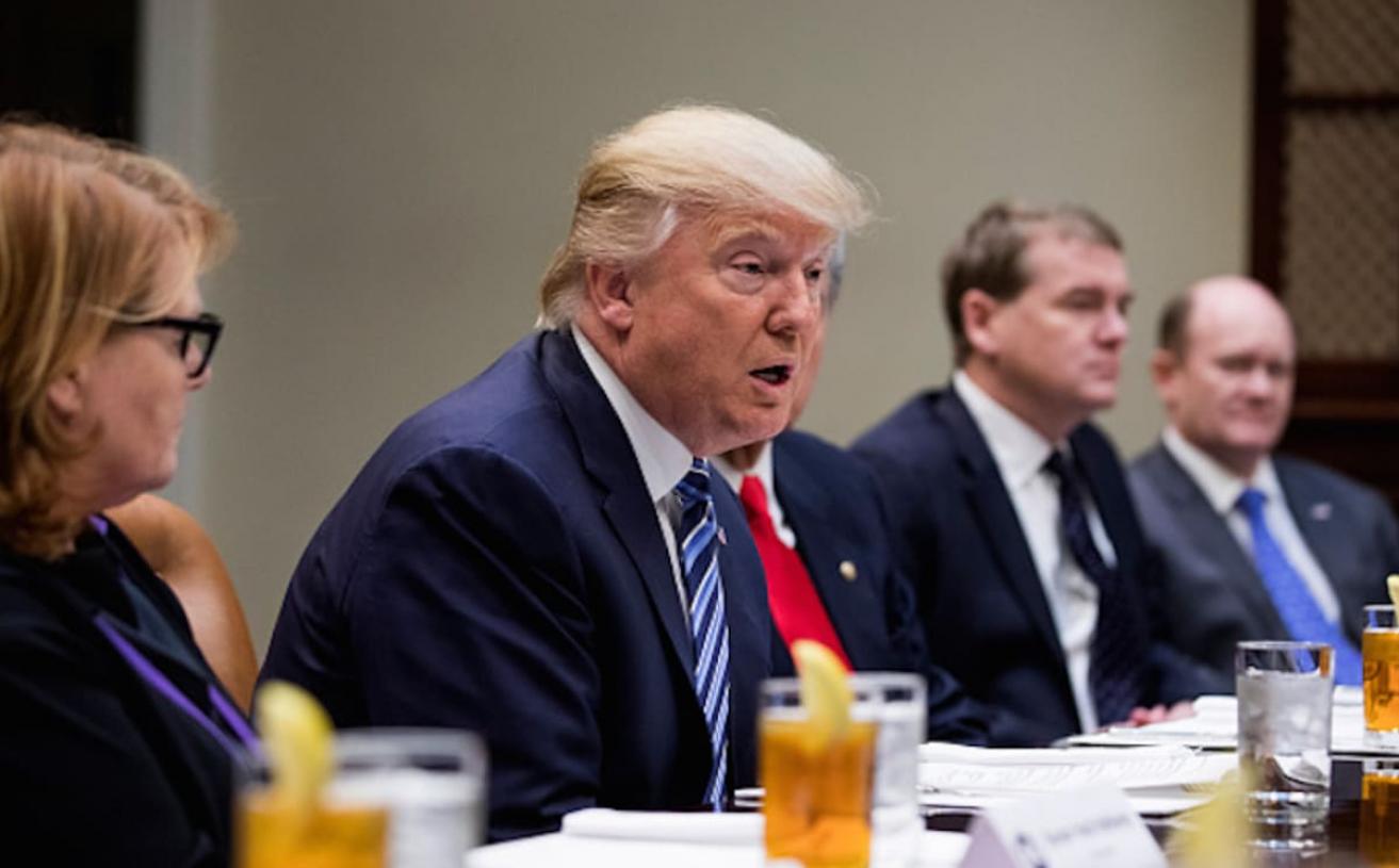 Federal Appeals Court Refuses to Reinstate Travel Ban Ordered by Pres. Trump