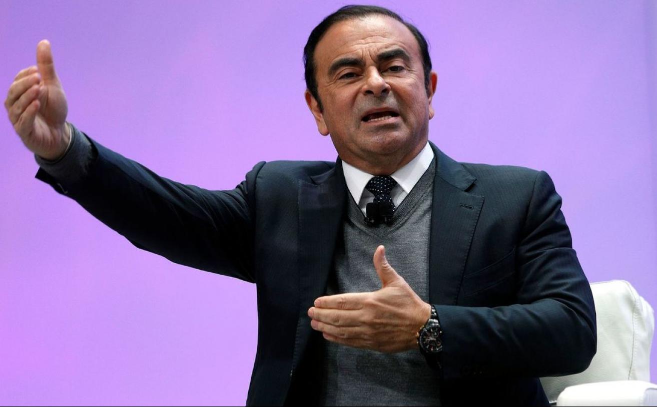 Mitsubishi Motors Removes Carlos Ghosn as Chairman